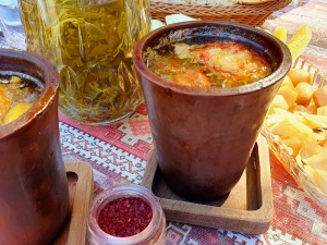 Kulqay amdaren bolluğe bə̌ğə̌bon